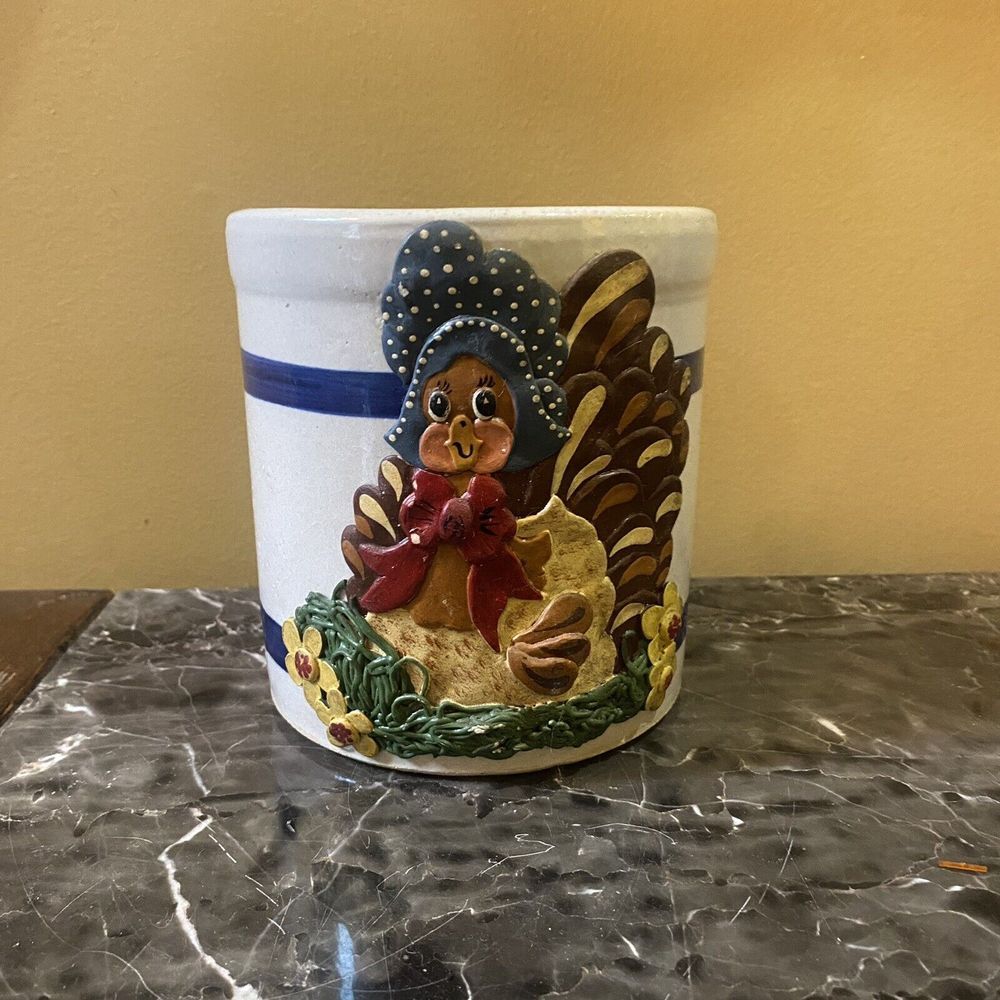 Robinson Ransbottom Pottery R.R.P.Co 303-E  Crock Roseville 1qt Hen‎ Vintage
